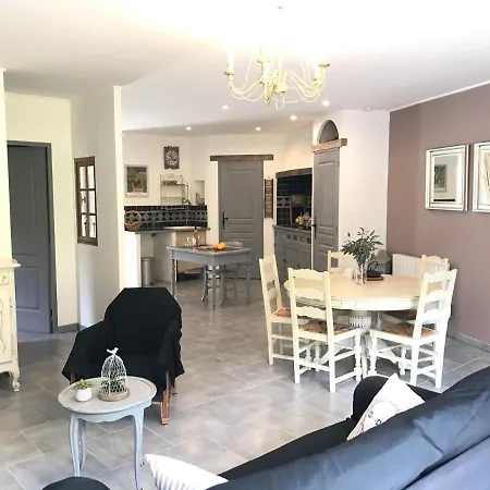 Pays Des Senteurs Holiday home Saint-Ferreol-Trente-Pas